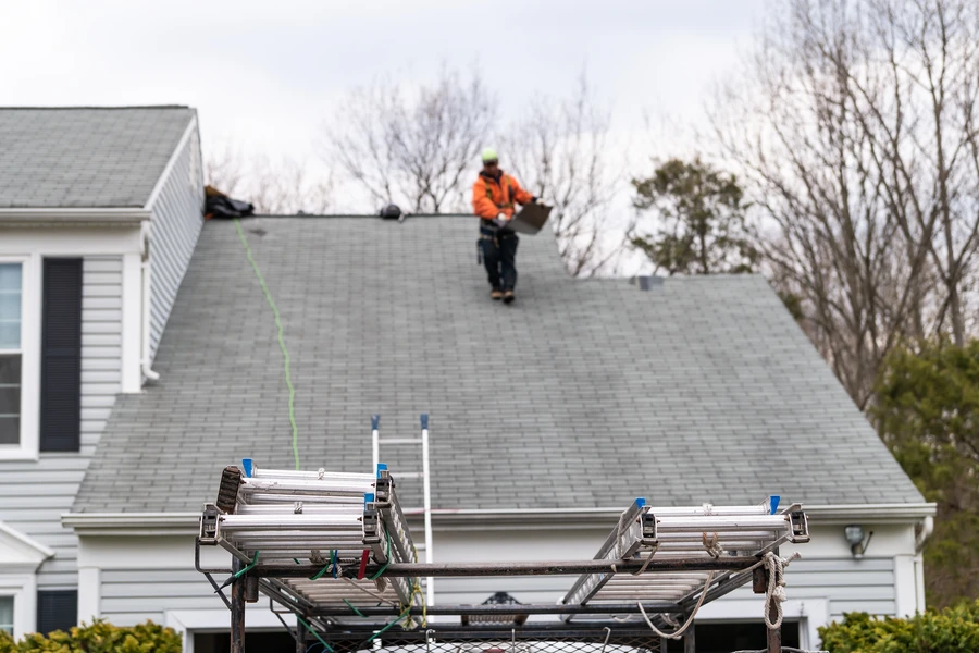 What To Expect During A Roof Installation Project Brackendale, BC What To Expect During A Roof Installation Project Brackendale, BC